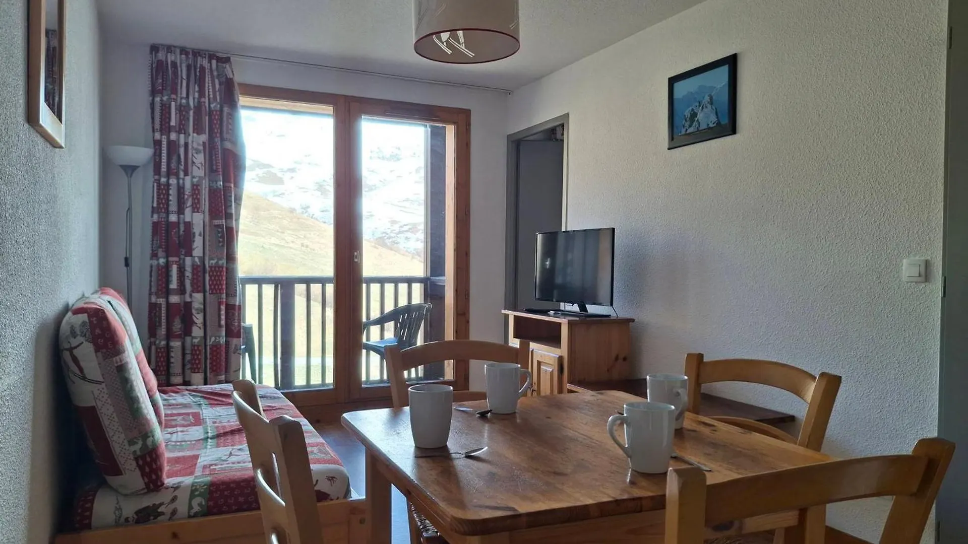 Confortable T2 Pour 4 Pers. Avec Balcon A Saint-Francois-Longchamp - Fr-1-807-131